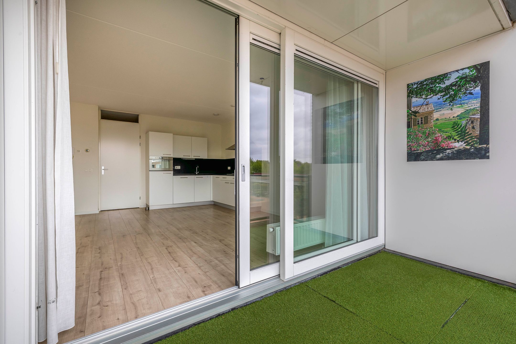 Foto 9 van Plein 1969 13-F