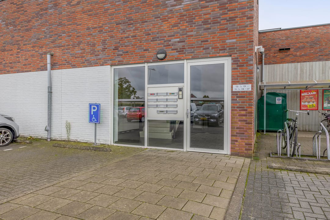 Foto 22 van Plein 1969 13-F