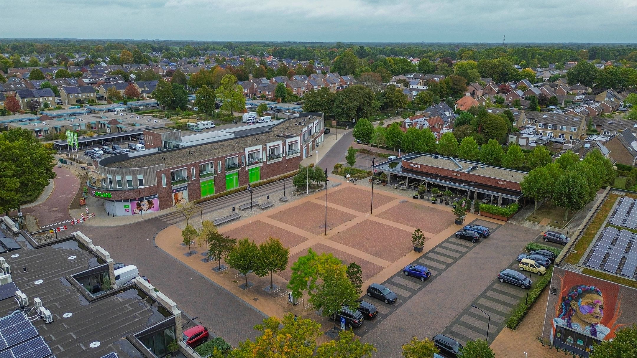 Foto 30 van Plein 1969 13-F