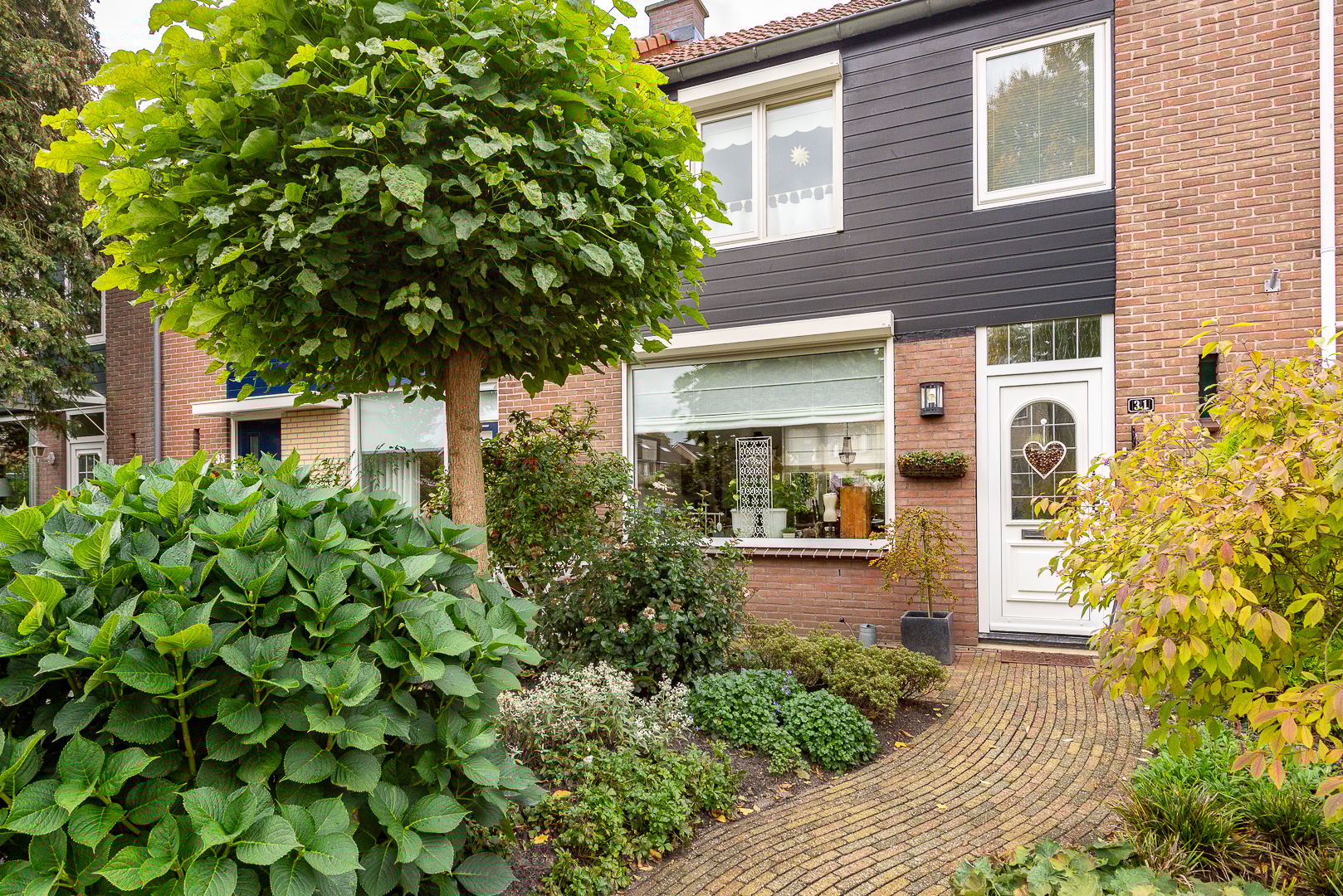 Foto 3 van Stationsweg 31