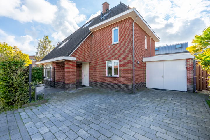 Foto 8 van Edmund Eyslerstraat 32