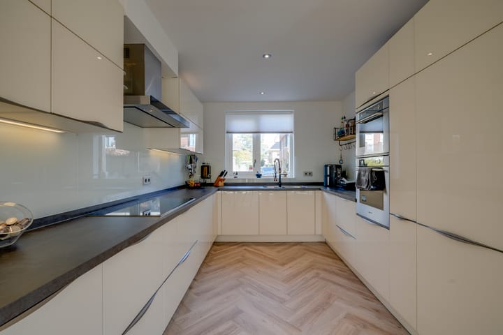 Foto 18 van Edmund Eyslerstraat 32