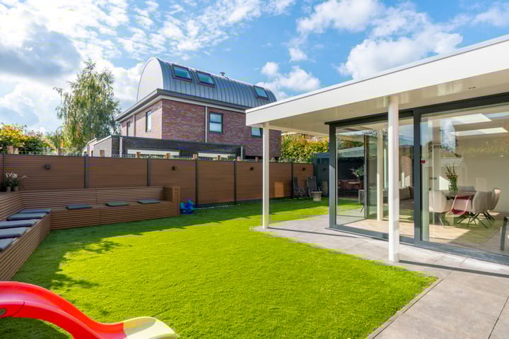 Foto 42 van Edmund Eyslerstraat 32