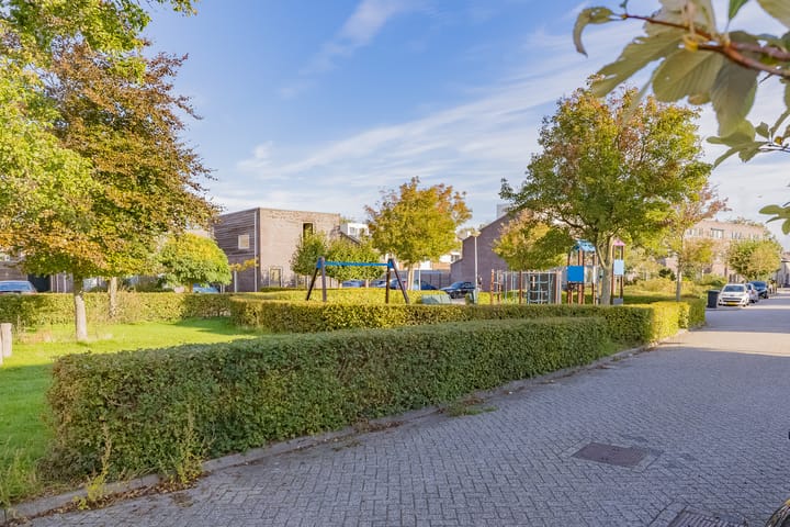 Photo 5 of De Spin 23