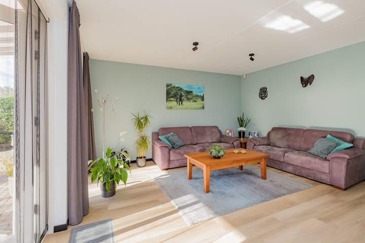 Photo 13 of De Spin 23