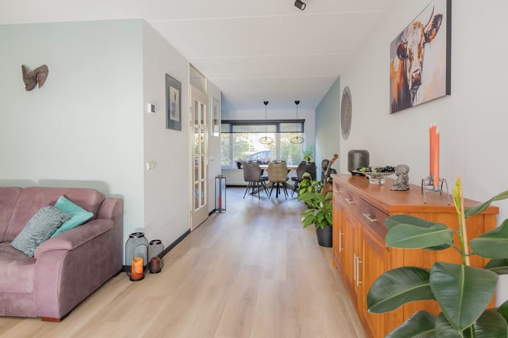 Photo 16 of De Spin 23