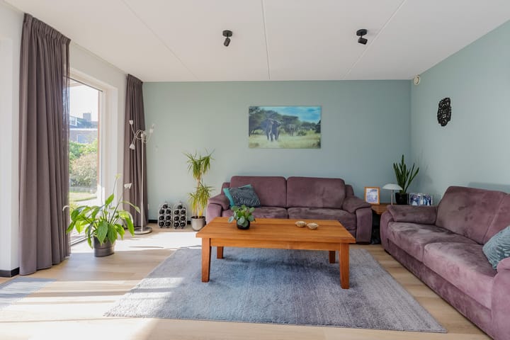 Photo 12 of De Spin 23