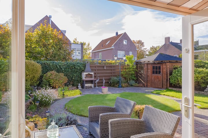 Photo 29 of De Spin 23