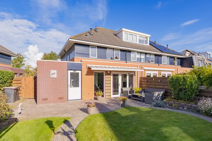 Photo 35 of De Spin 23