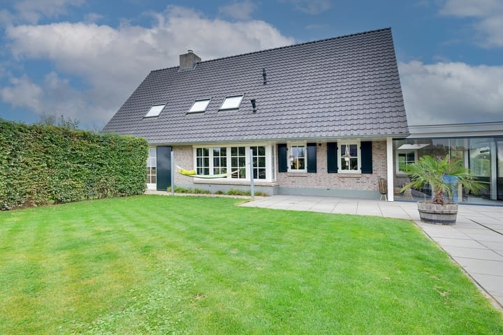 Photo 37 of Beuningsestraat 8