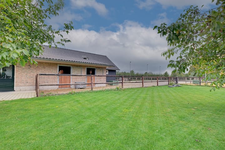 Photo 44 of Beuningsestraat 8