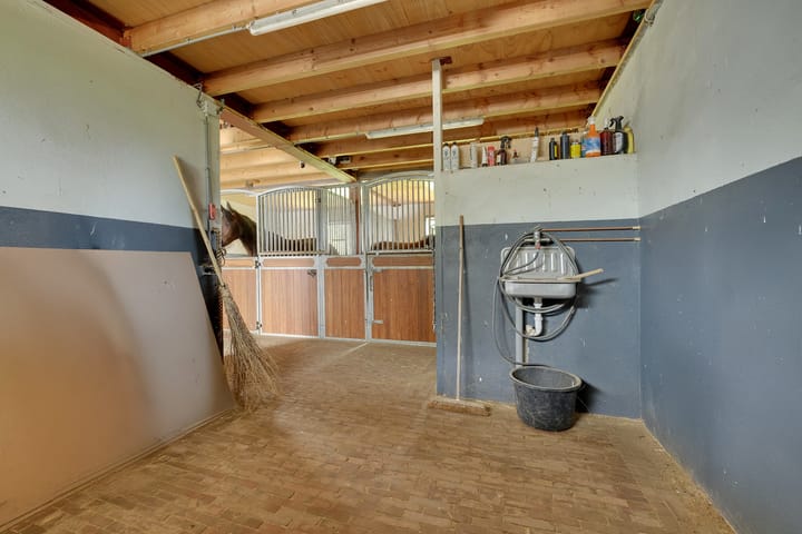 Photo 47 of Beuningsestraat 8