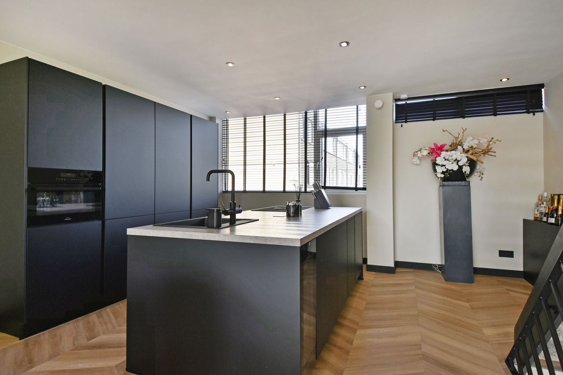 Photo 3 of Vermeerstraat 18