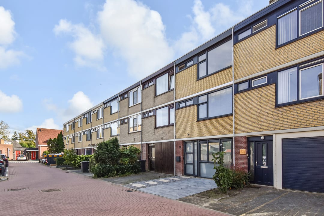 Photo 52 of Vermeerstraat 18