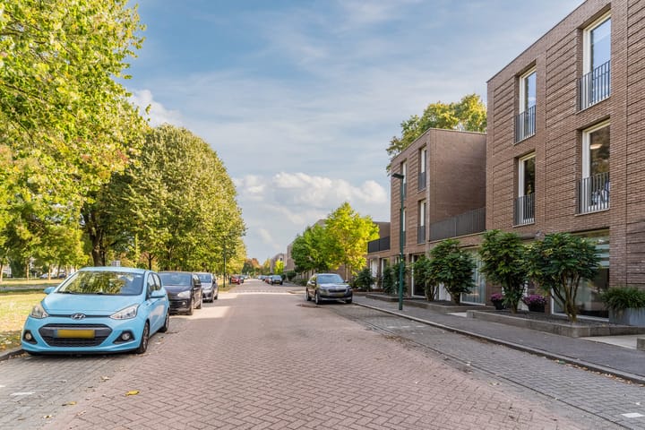 Foto 48 van Reggestraat 63