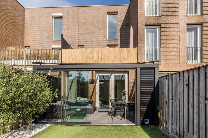 Foto 18 van Reggestraat 63