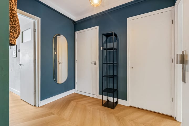 Foto 16 van Bloemerstraat 111