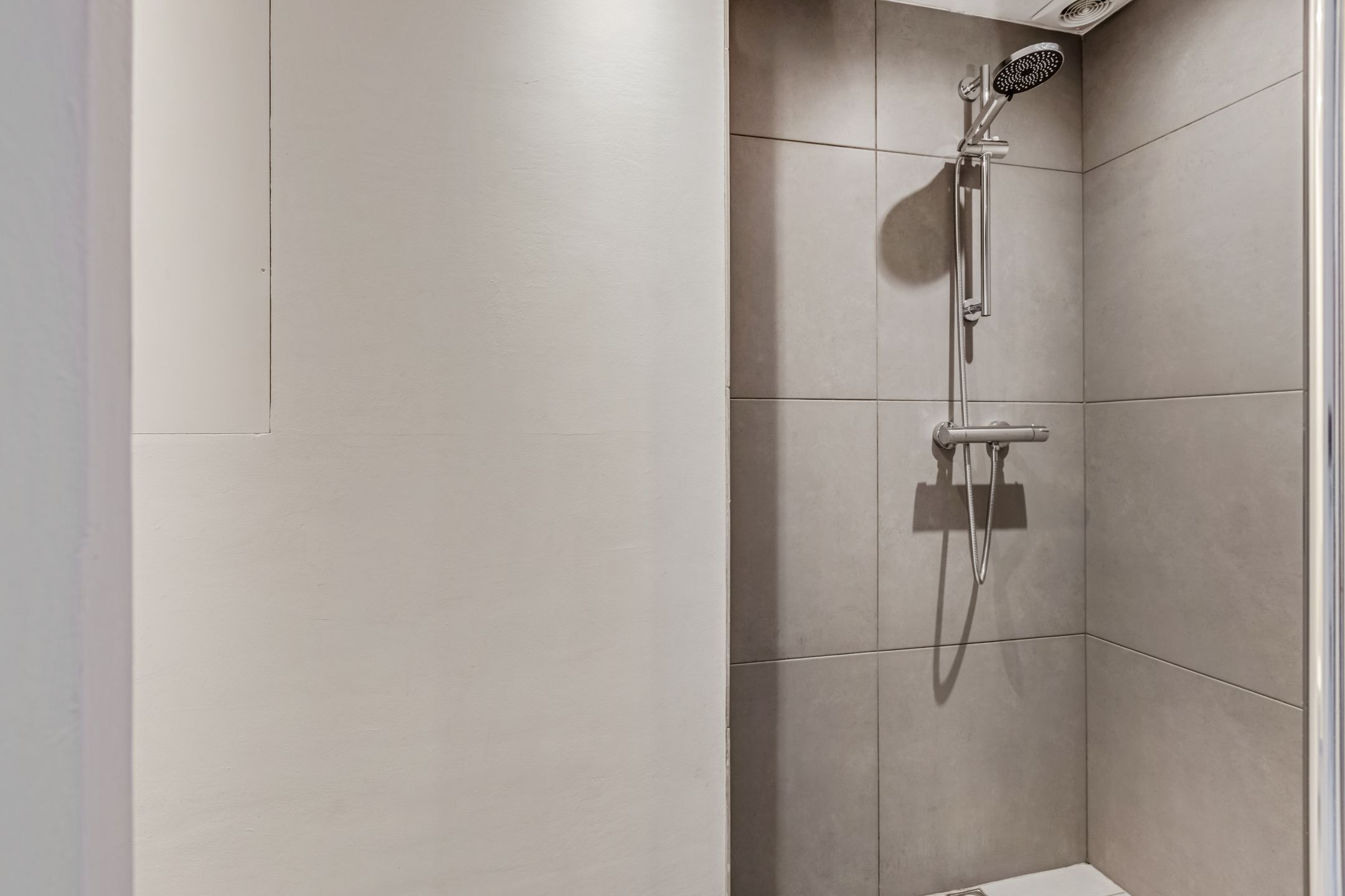 Foto 24 van Bloemerstraat 111