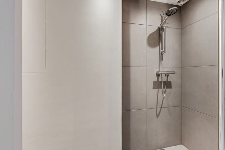 Foto 24 van Bloemerstraat 111