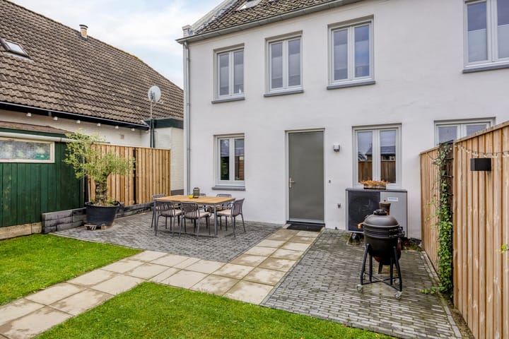 Foto 31 van Voorstraat 70