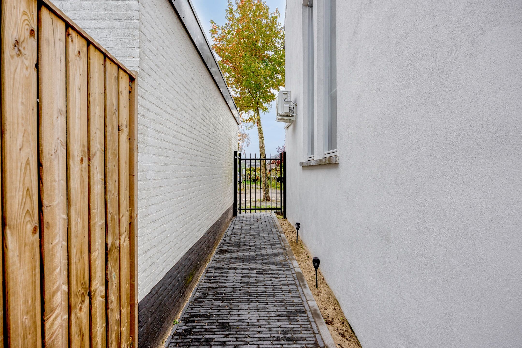 Photo 33 of Voorstraat 70