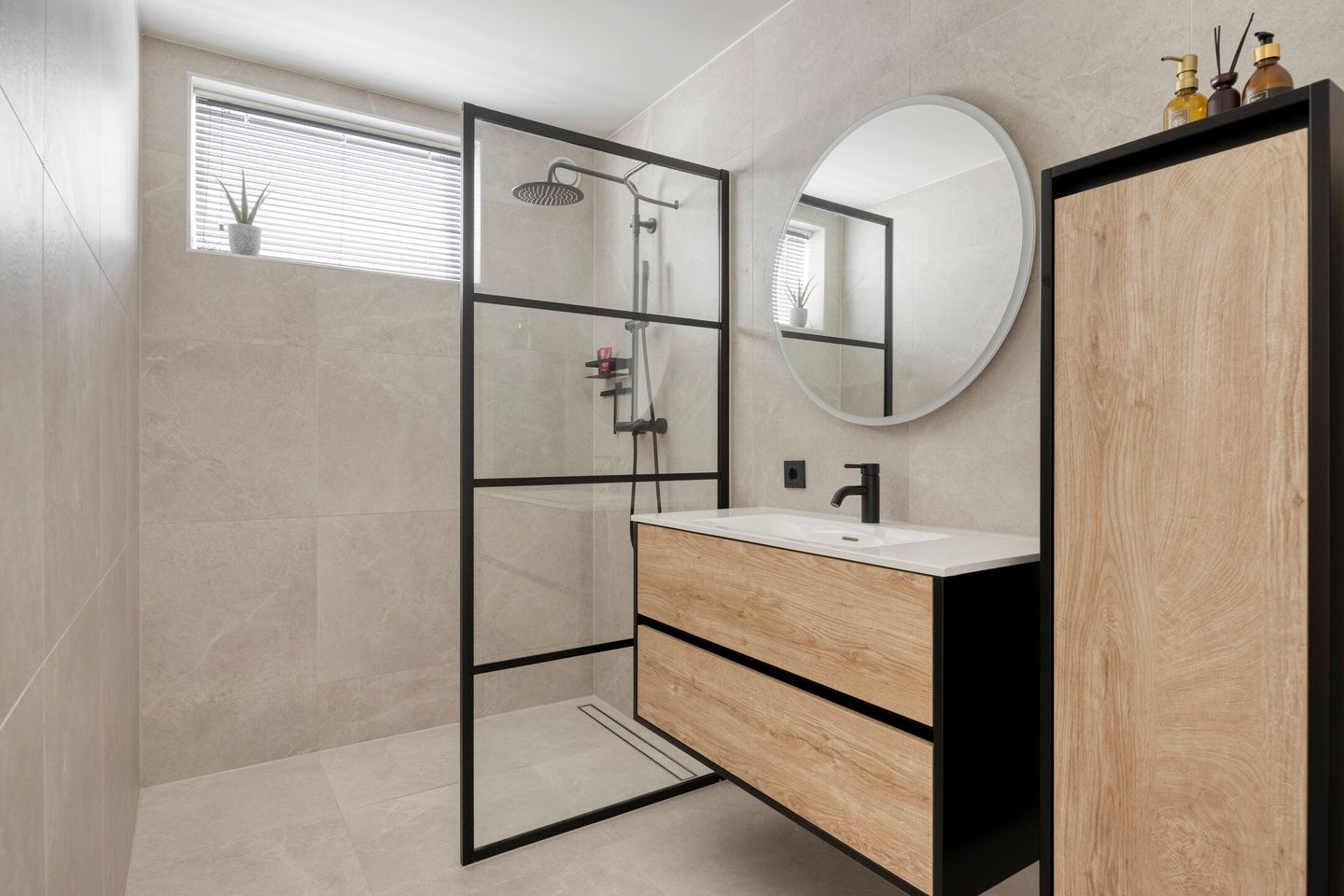 Photo 19 of Voorstraat 70