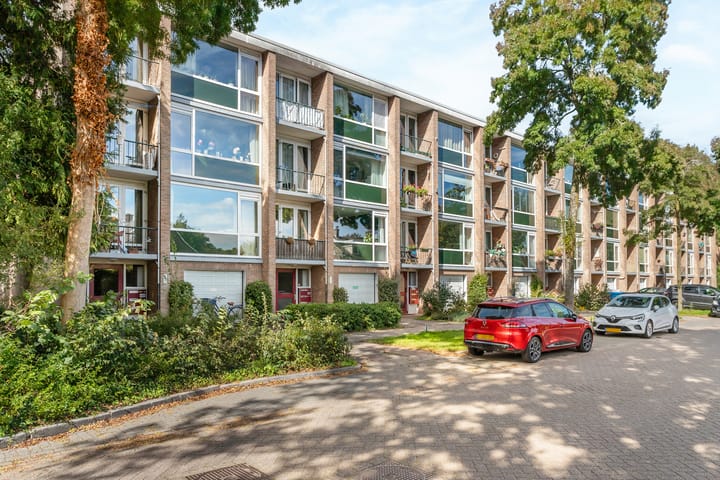 Photo 33 of Akker 79