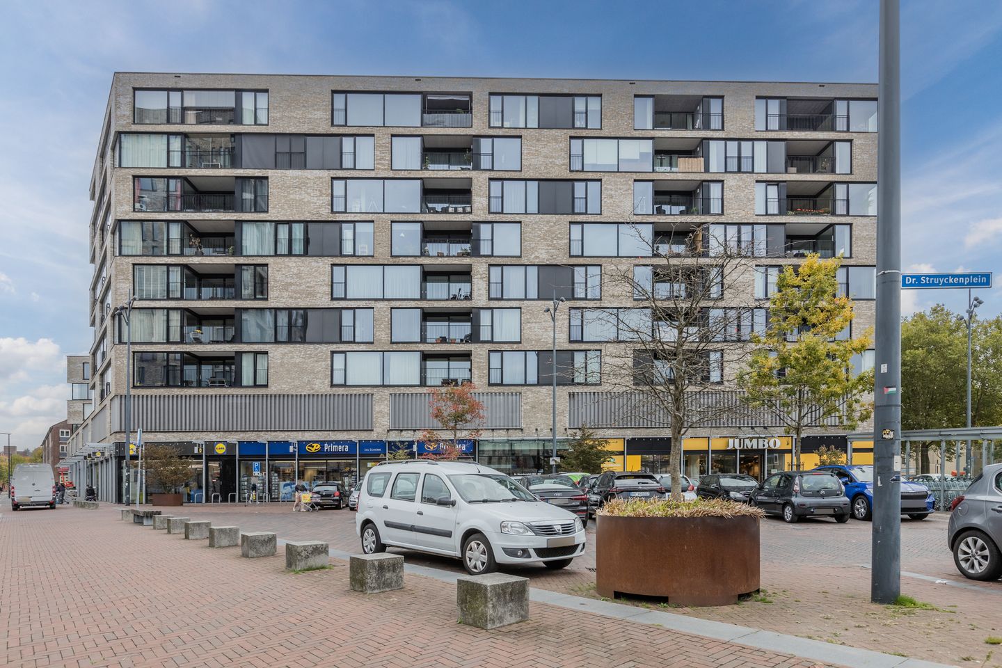 Photo 44 of Dr. Struyckenstraat 11-C