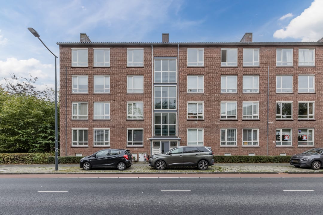 Photo 46 of Dr. Struyckenstraat 11-C