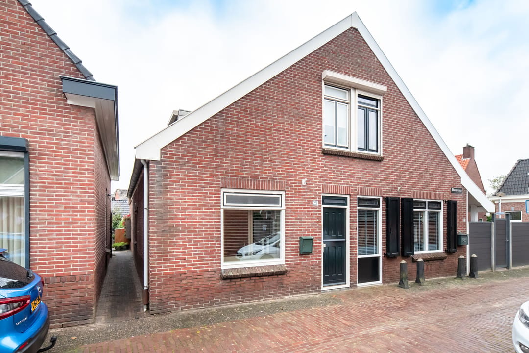 Foto 1 van Bloemstraat 25