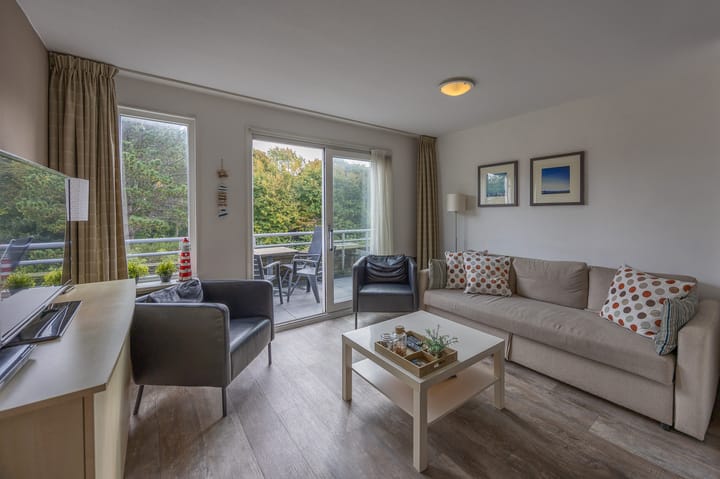 Photo 5 of Oosterhiemweg 1-044