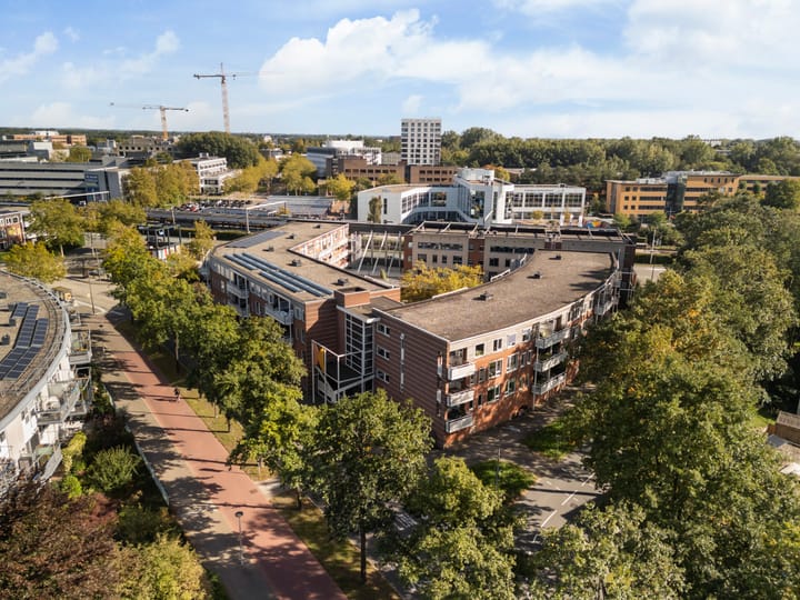 Foto 20 van Sara Burgerhartsingel 381