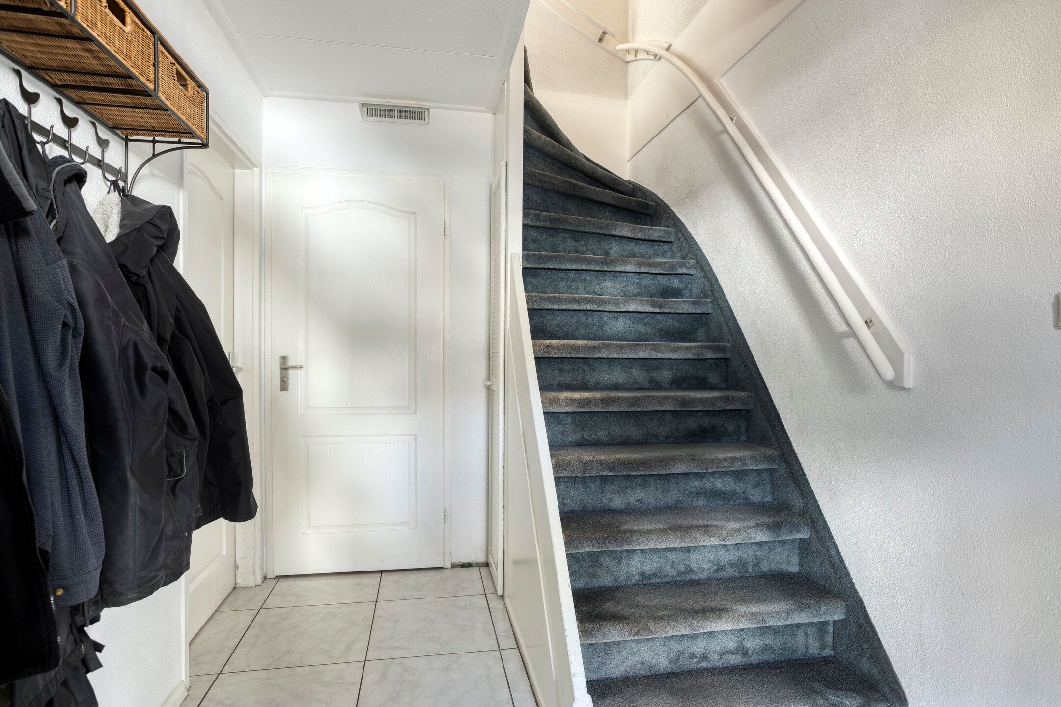 Foto 6 van Hermelijnweide 39