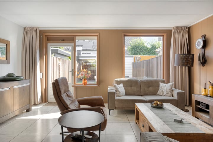 Foto 8 van Hermelijnweide 39