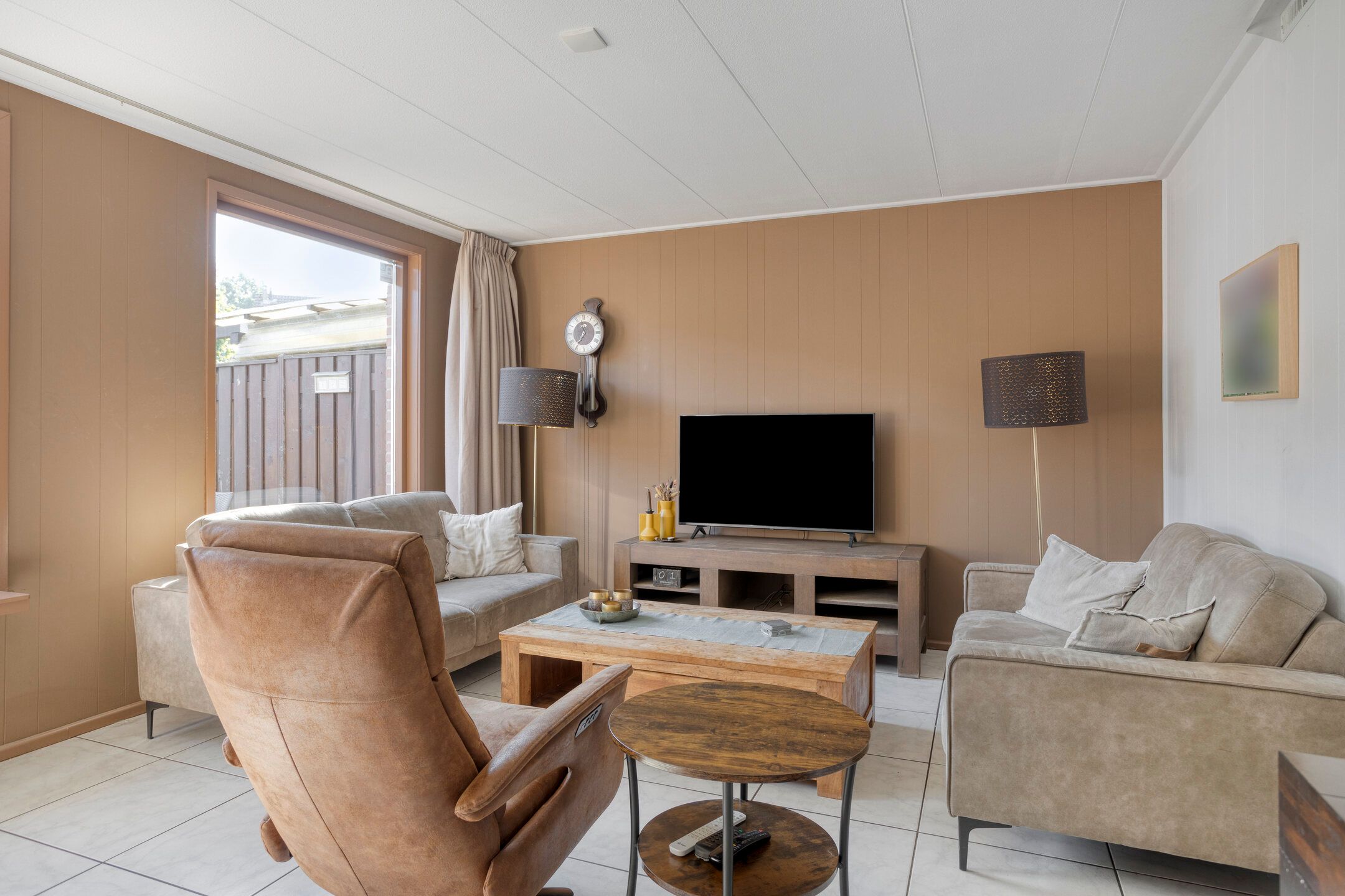 Foto 9 van Hermelijnweide 39