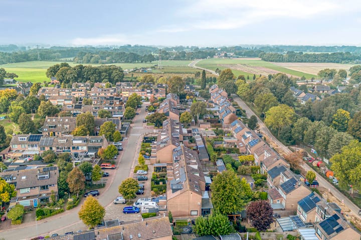 Foto 35 van Zwaluwstraat 140