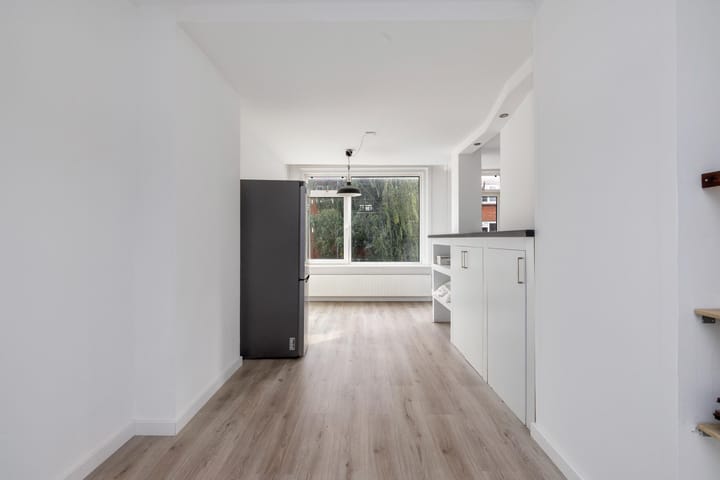 Foto 8 van Russischestraat 42-B02