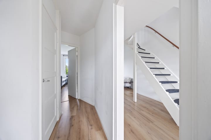 Foto 4 van Linnaeusstraat 330