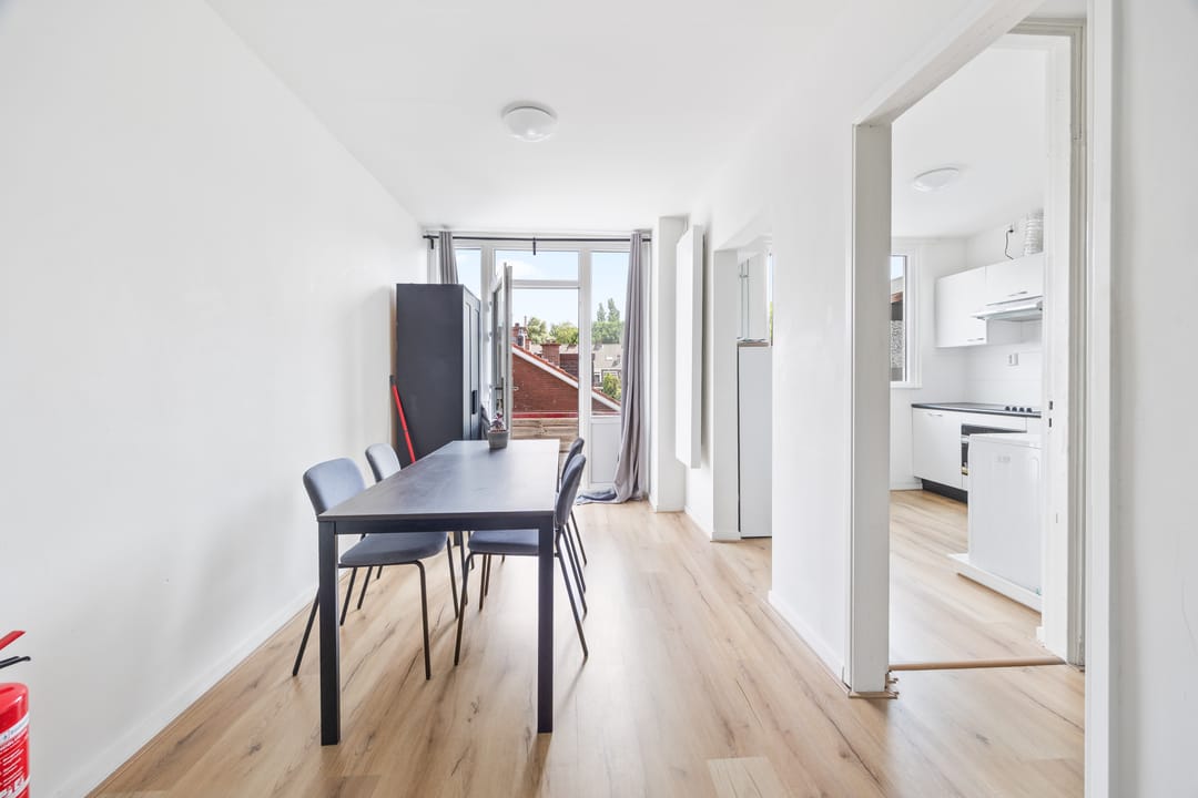 Foto 7 van Linnaeusstraat 330