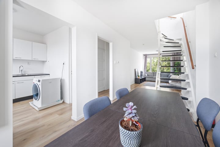 Foto 8 van Linnaeusstraat 330