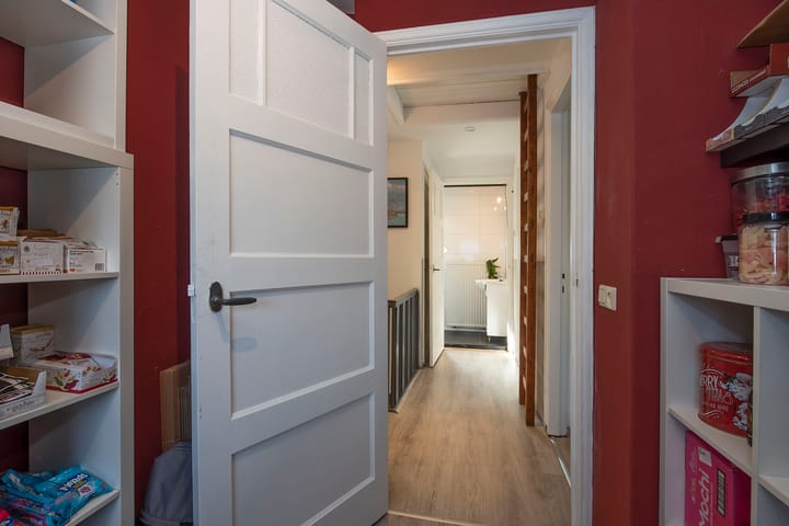 Foto 16 van IJsselstraat 8