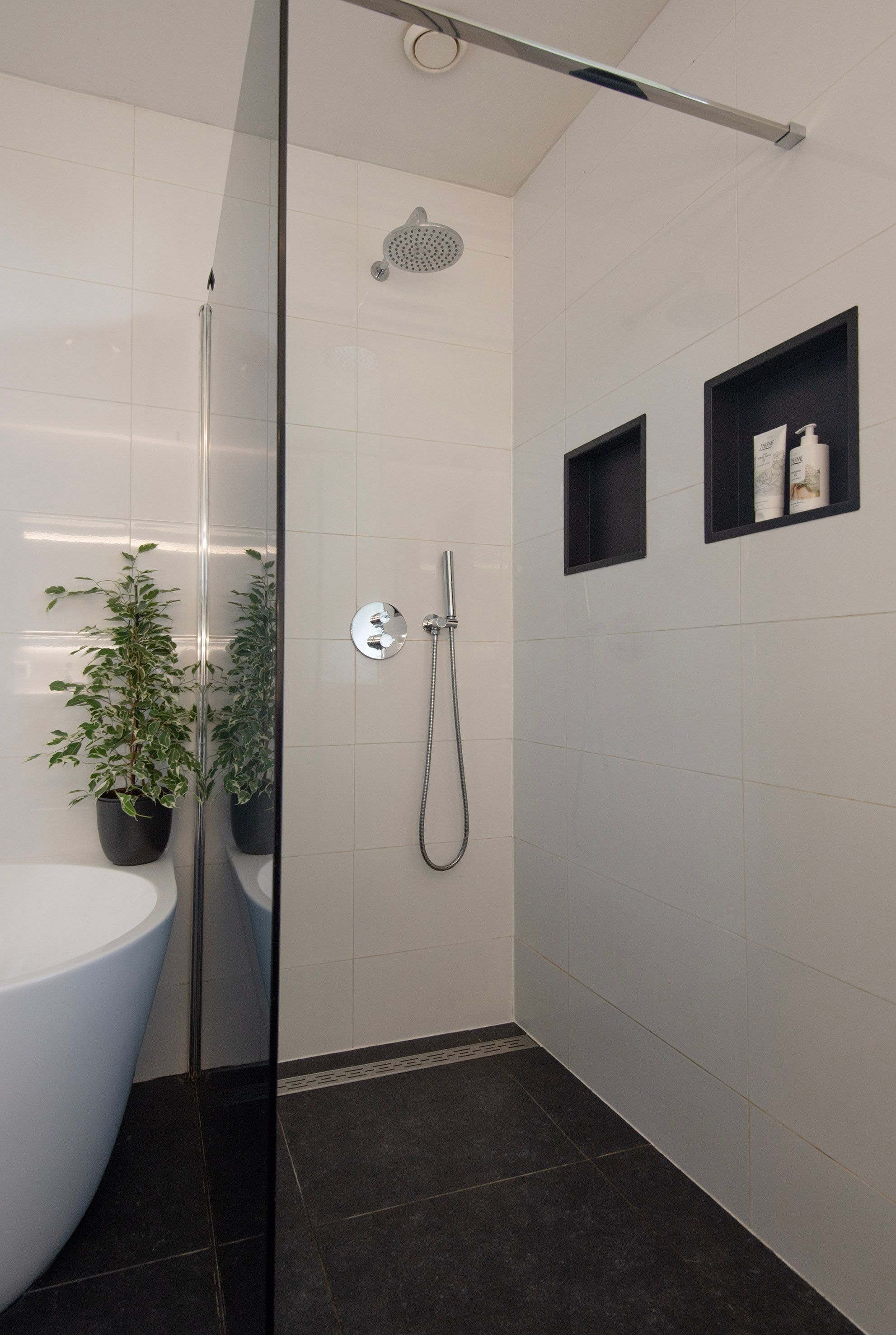 Photo 15 of Koningsweg 15-A