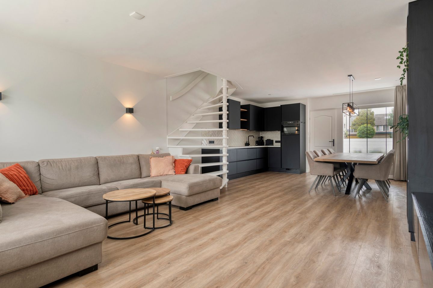 Photo 1 of Vianendreef 39