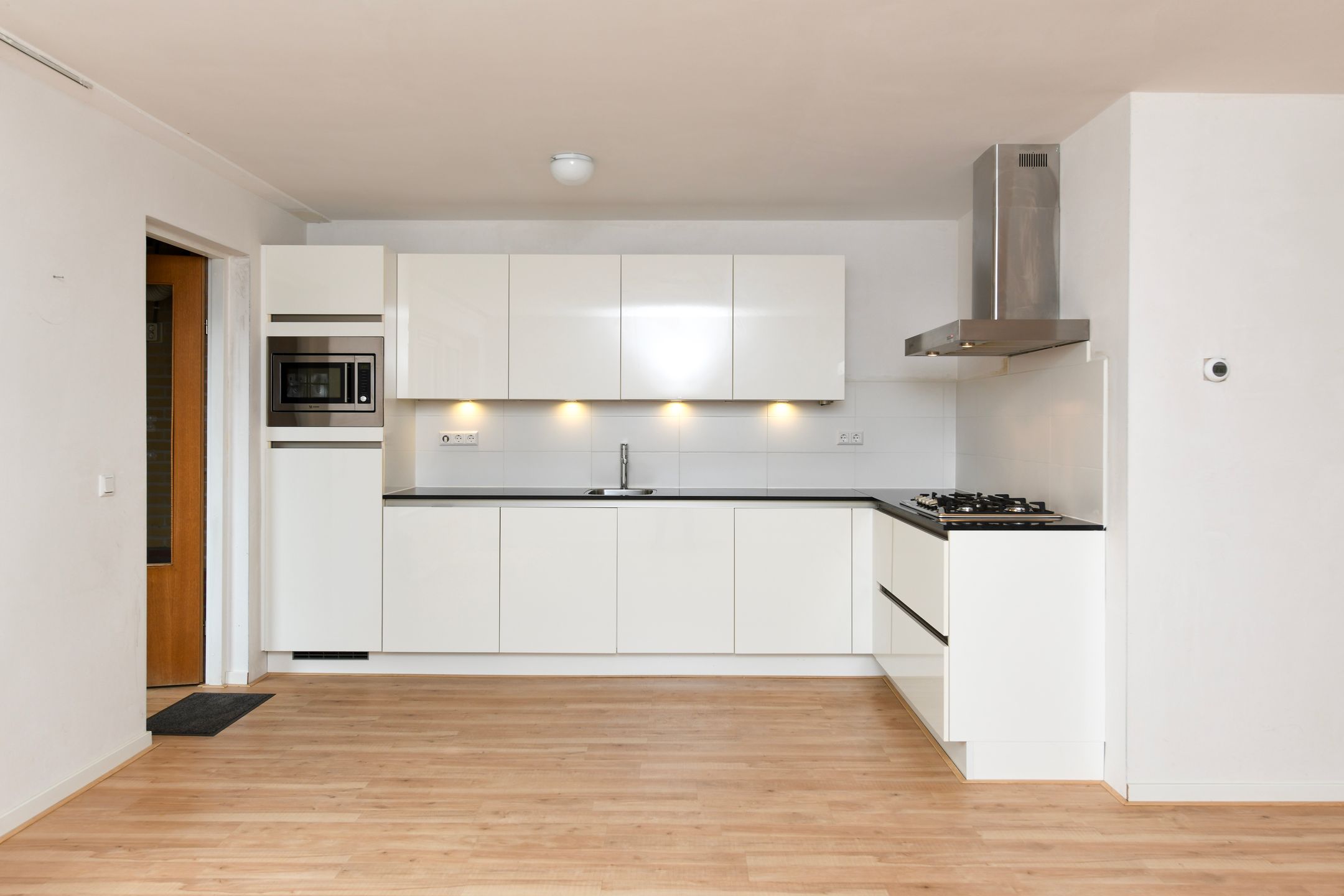 Foto 3 van Atalanta 7