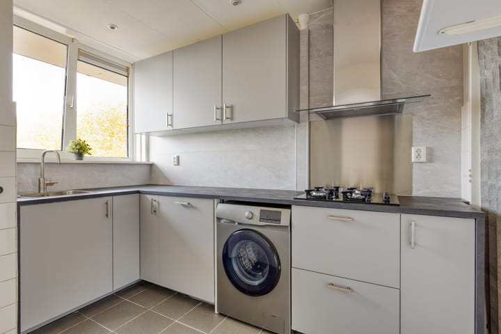 Photo 4 of Meyenhage 372