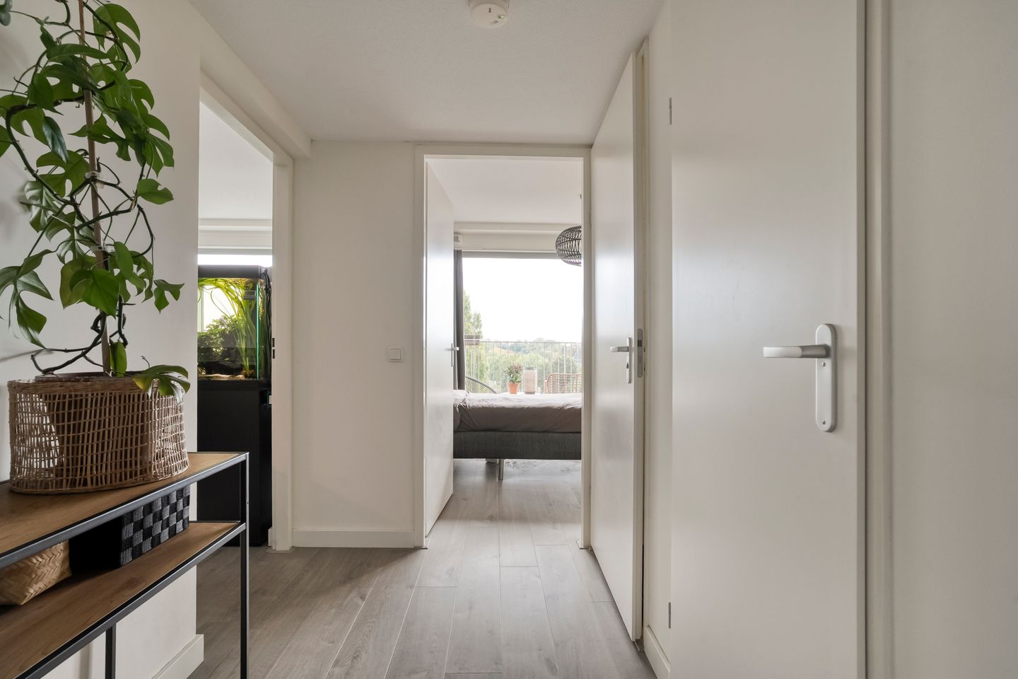 Photo 4 of Harm Smeengekade 94