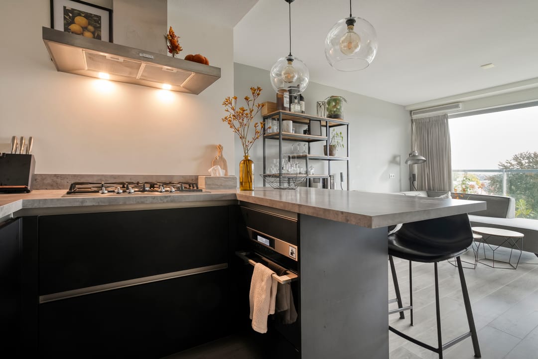 Photo 11 of Harm Smeengekade 94