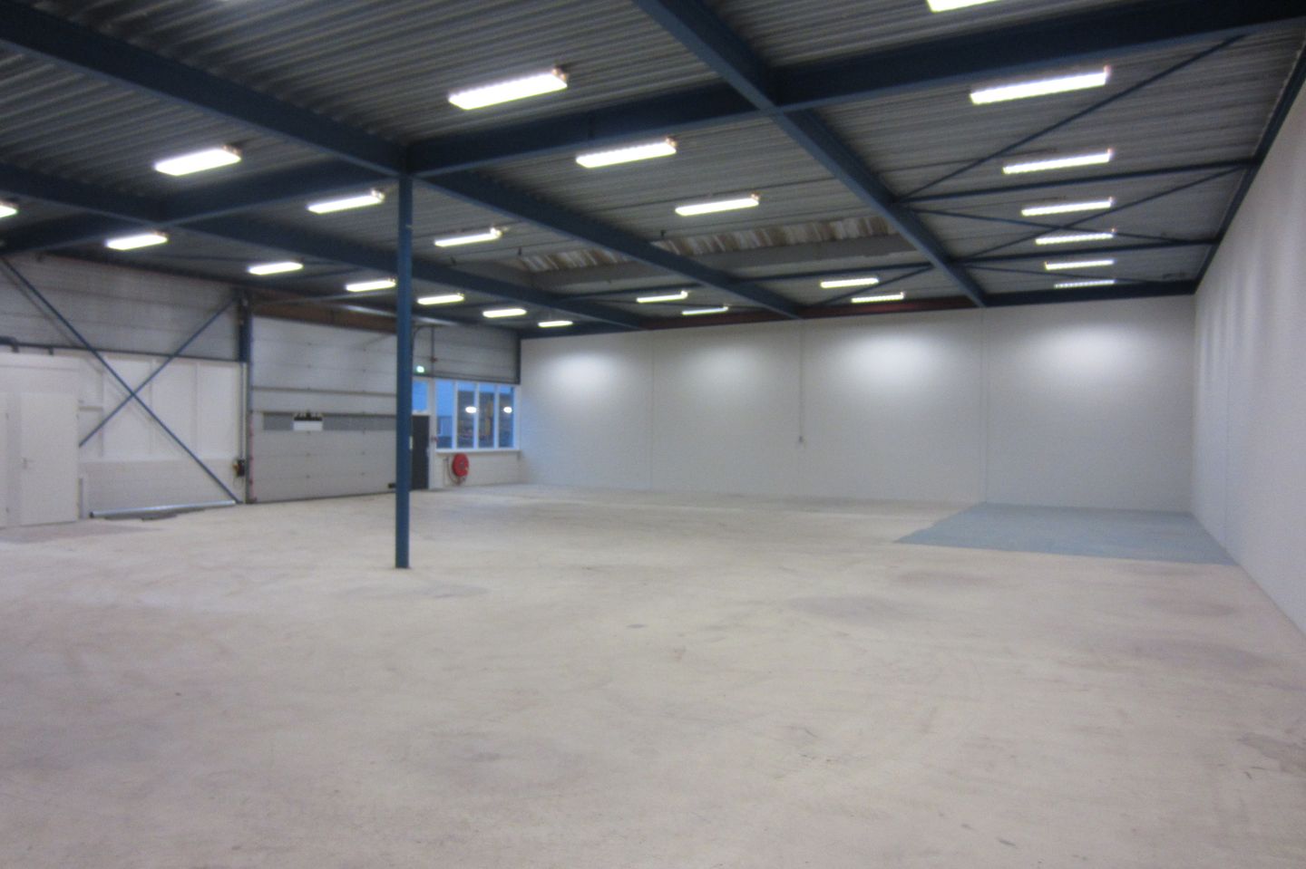 View photo 3 of Vikingenweg 1