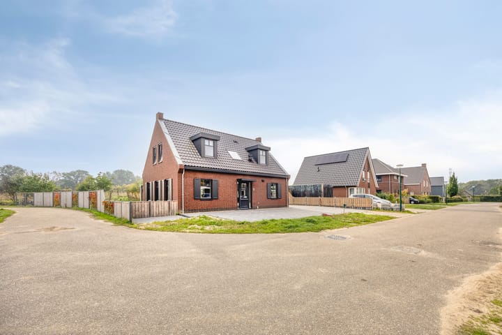 Foto 3 van Bosch-Akker 8