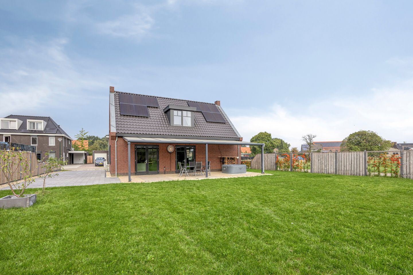 Photo 20 of Bosch-Akker 8